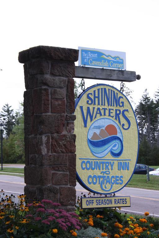 Shining Waters Country Cavendish